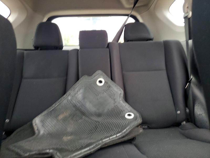 Photo 10 from auction – 2014 TOYOTA RAV4 with VIN 2T3RFREV7EW221368