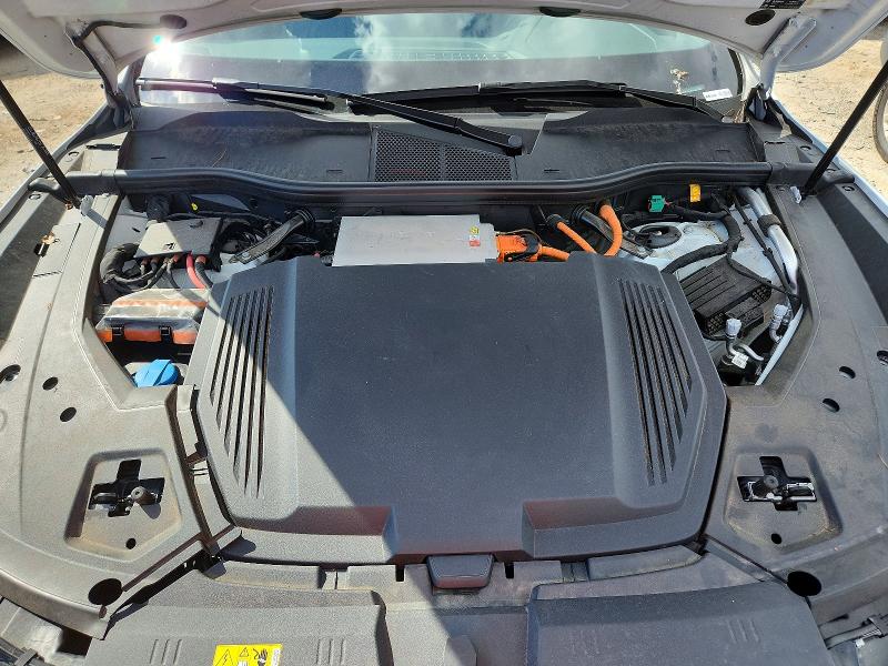 Photo 12 from auction – 2024 AUDI Q8 E-TRON with VIN WA1CAAGE1RB029472