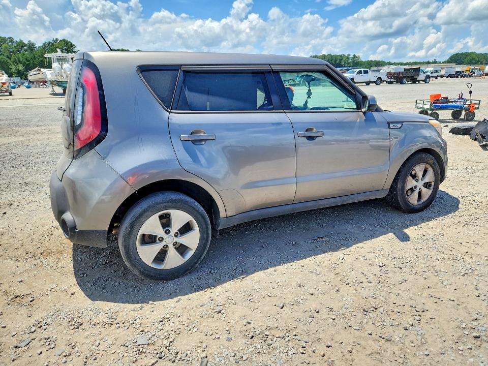 Photo 3 from auction – 2015 KIA SOUL with VIN KNDJN2A25F7221126