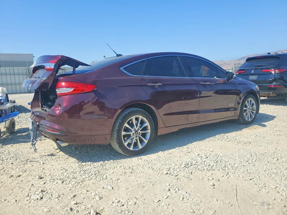 Photo 3 from auction – 2018 FORD FUSION with VIN 3FA6P0PU3JR268515