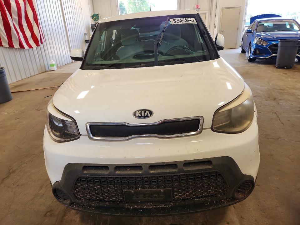 Photo 5 from auction – 2016 KIA SOUL with VIN KNDJN2A2XG7249411
