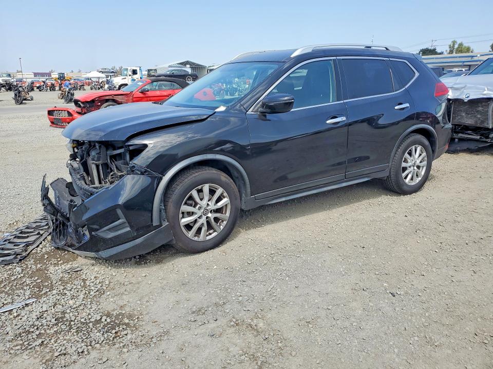 NISSAN ROGUE 2017 with VIN JN8AT2MT5HW395107 - Photo from auction