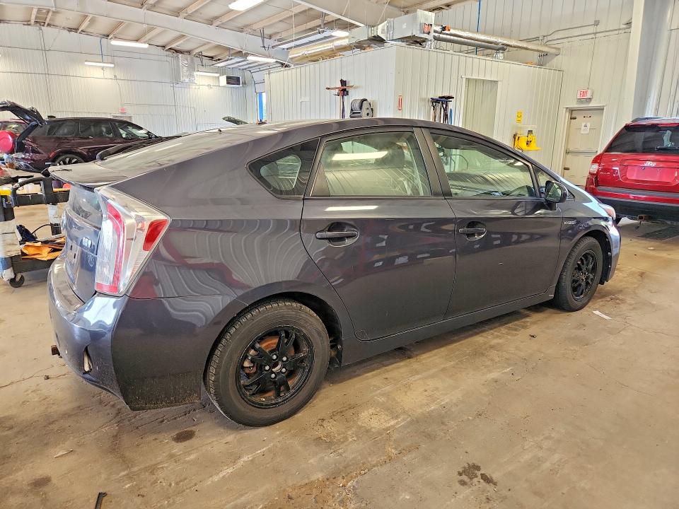 صورة رقم 3 من المزاد - 2012 TOYOTA PRIUS مع VIN JTDKN3DU3C1573451