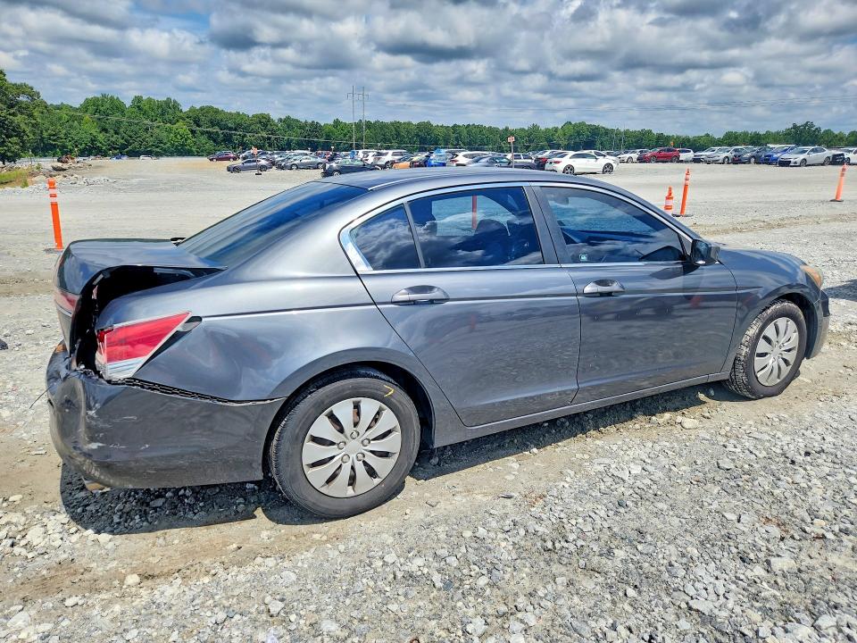 Photo 3 from auction – 2011 HONDA ACCORD with VIN 1HGCP2F37BA074147