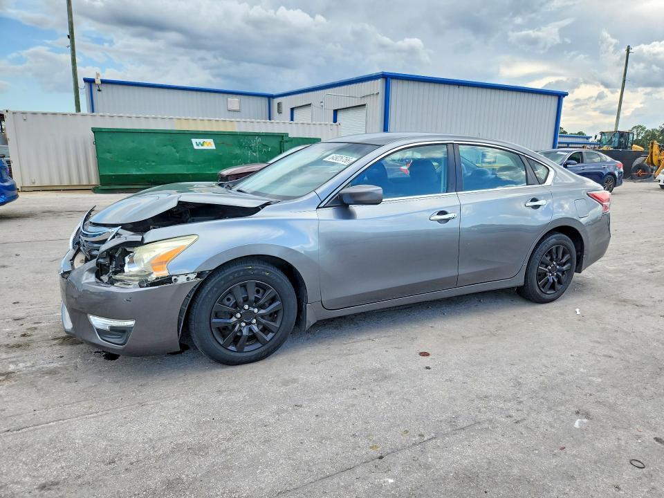NISSAN ALTIMA 2015 with VIN 1N4AL3AP2FC412989 - Photo from auction
