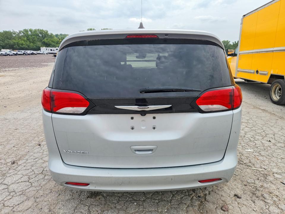 Фото 6 с аукциона – 2023 CHRYSLER VOYAGER с VIN 2C4RC1CG3PR548426