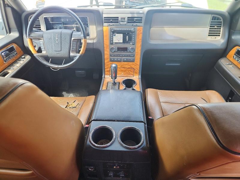 Photo 8 from auction – 2013 LINCOLN NAVIGATOR with VIN 5LMJJ2H5XDEL05424