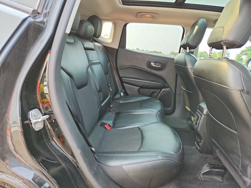 Фото 11 с аукциона – 2019 JEEP COMPASS с VIN 3C4NJDBB7KT818176
