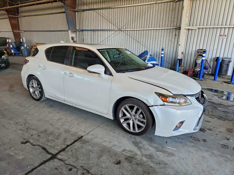 Photo 4 from auction – 2016 LEXUS CT with VIN JTHKD5BH3G2268177