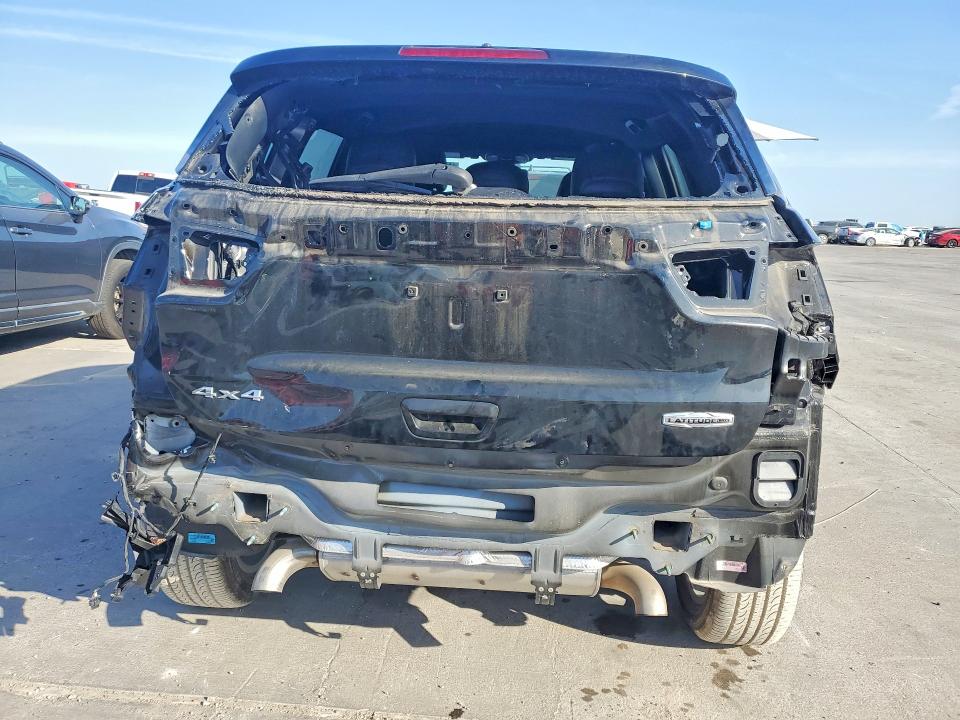 Photo 6 from auction – 2024 JEEP COMPASS with VIN 3C4NJDFN5RT581878