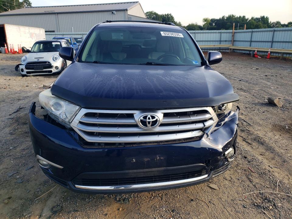Zdjęcie 5 z aukcji – 2013 TOYOTA HIGHLANDER z VIN 5TDBK3EH7DS241768