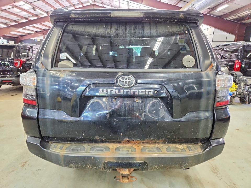 Photo 6 from auction – 2016 TOYOTA 4RUNNER with VIN JTEBU5JR7G5356414