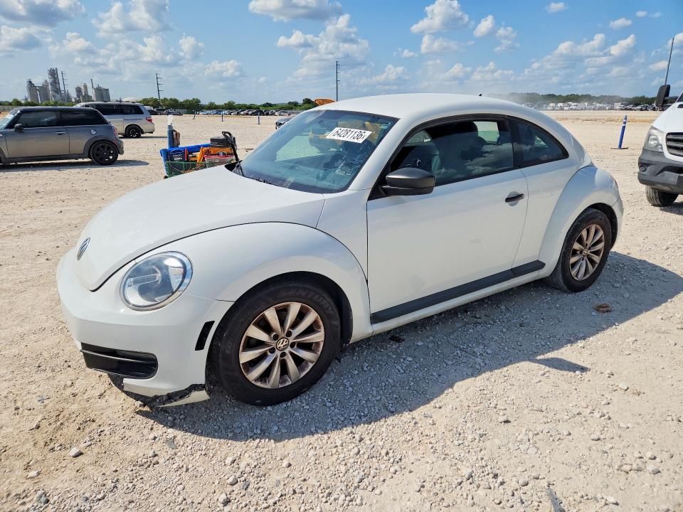 VOLKSWAGEN BEETLE 2016 with VIN 3VWF17AT8GM606210 - Photo from auction