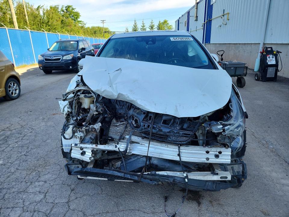 Photo 5 from auction – 2018 TOYOTA PRIUS with VIN JTDKARFU2J3054467