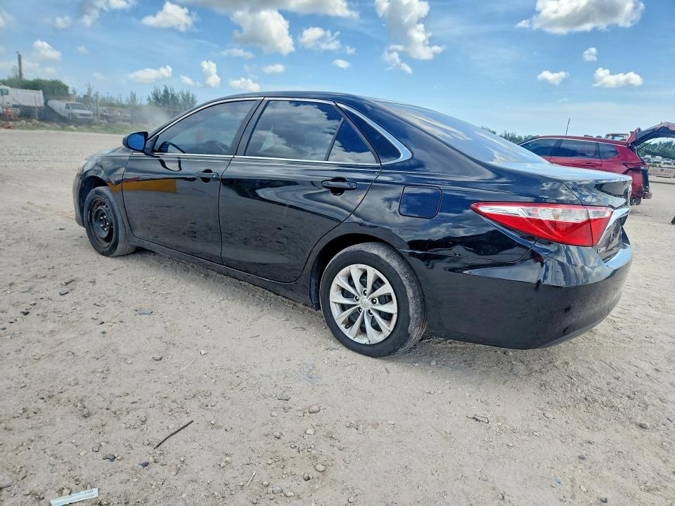 Photo 2 from auction – 2017 TOYOTA CAMRY with VIN 4T1BF1FK7HU760898