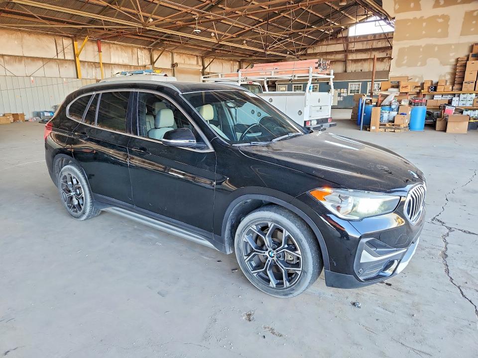 Photo 4 from auction – 2021 BMW X1 with VIN WBXJG7C02M5S30154