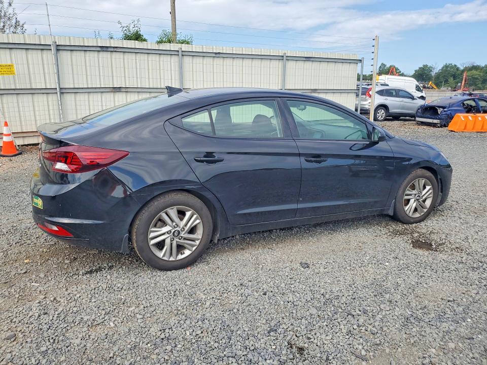 Снимка 3 от търг – 2020 HYUNDAI ELANTRA с VIN 5NPD84LF6LH622045
