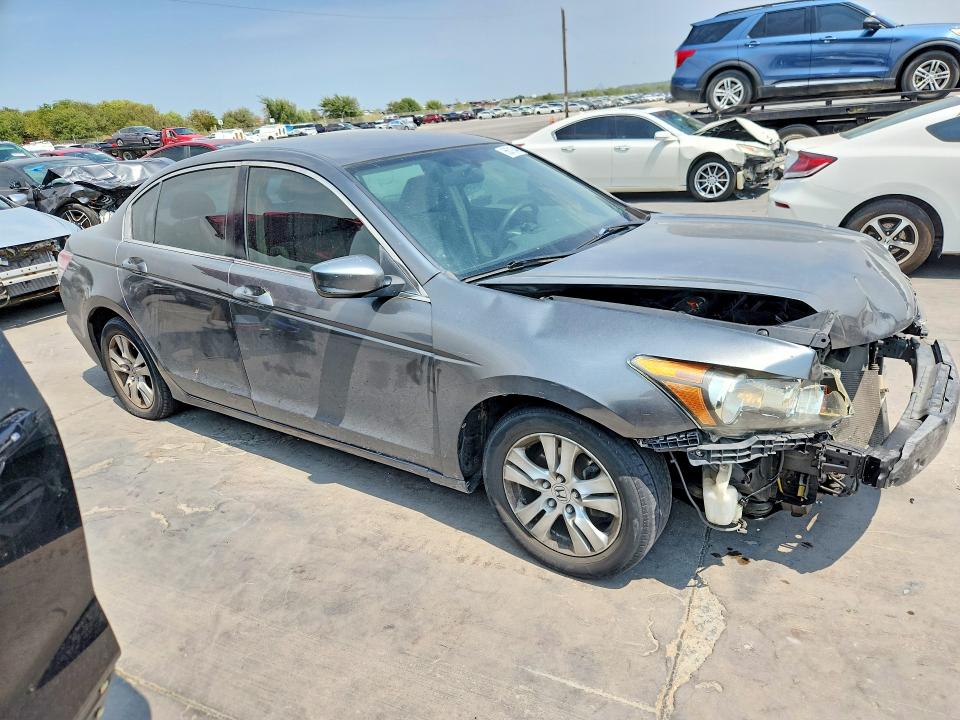 Photo 4 from auction – 2008 HONDA ACCORD with VIN JHMCP26488C023274