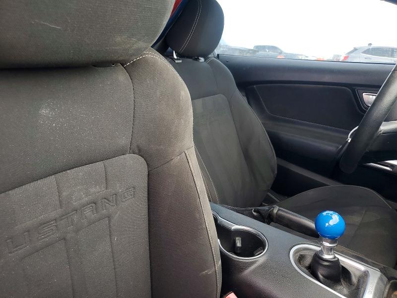 Photo 10 from auction – 2019 FORD MUSTANG with VIN 1FA6P8TH7K5142623
