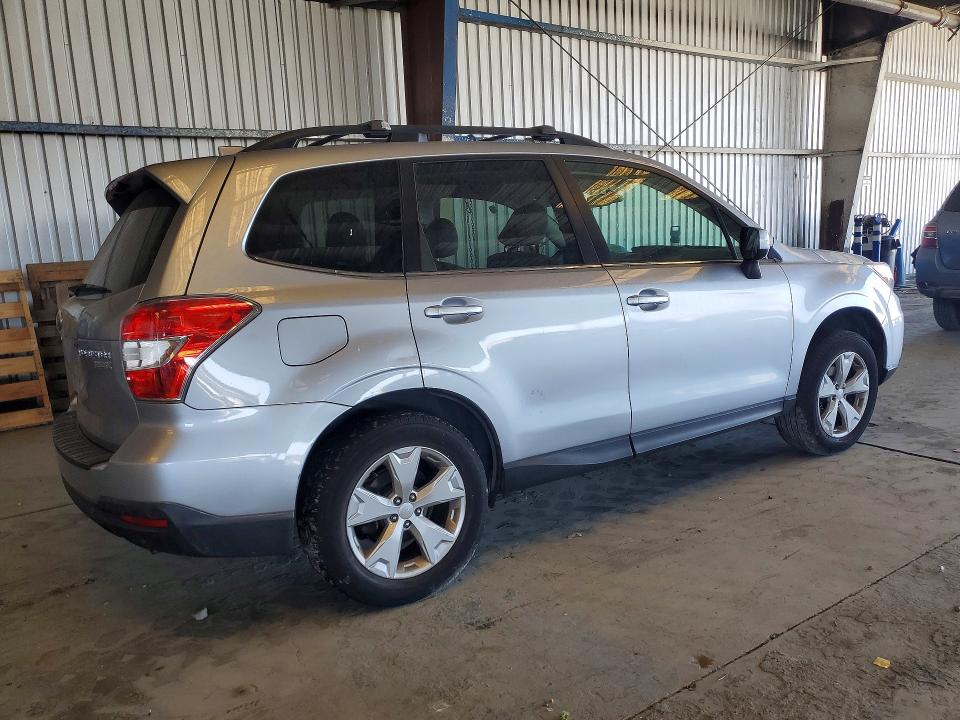 Photo 3 from auction – 2016 SUBARU FORESTER with VIN JF2SJAKC4GH535025