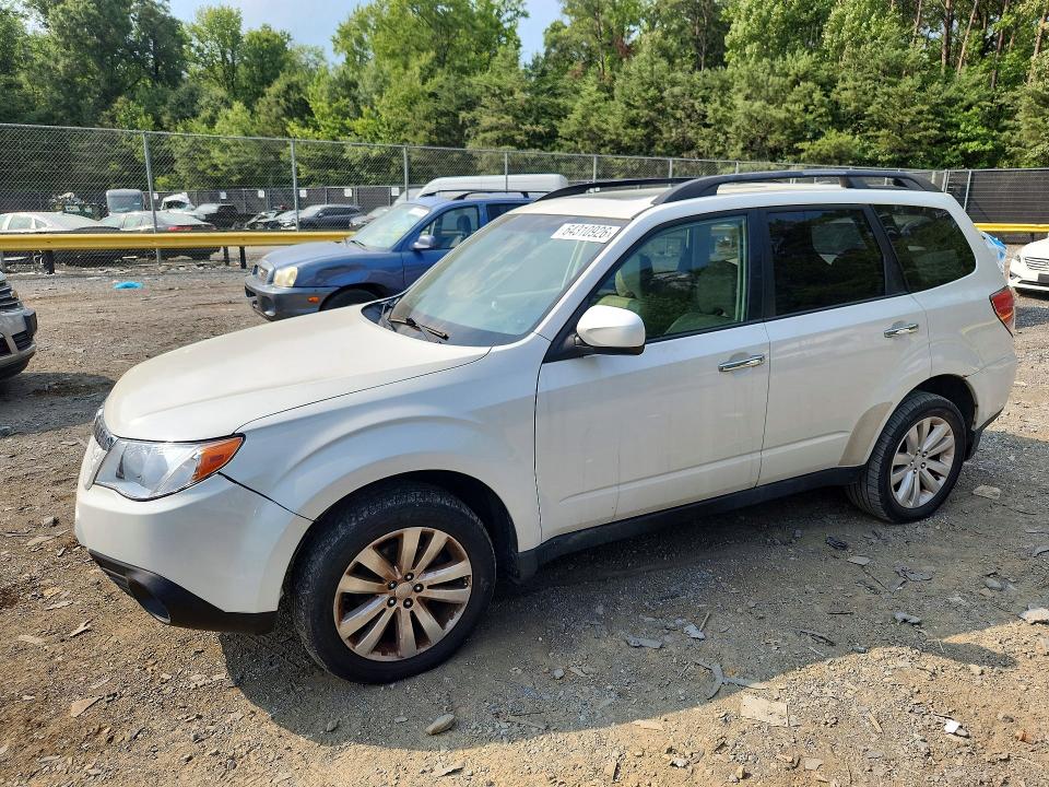 SUBARU FORESTER 2012 with VIN JF2SHAEC0CH453942 - Photo from auction