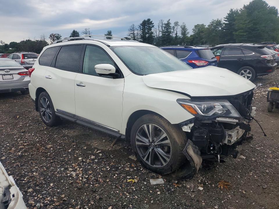 Photo 4 from auction – 2017 NISSAN PATHFINDER with VIN 5N1DR2MM9HC909800