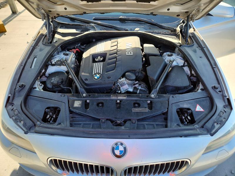Photo 11 from auction – 2011 BMW 528 with VIN WBAFR1C56BC750000