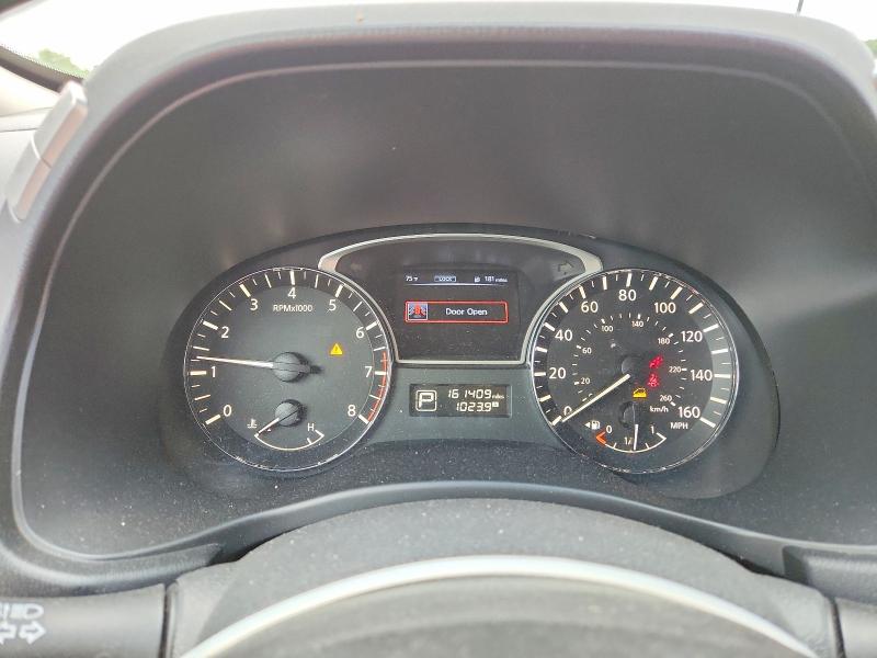 Photo 9 from auction – 2015 NISSAN PATHFINDER with VIN 5N1AR2MMXFC658429