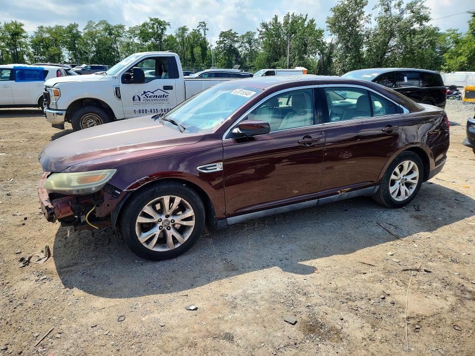 2010 FORD TAURUS - Търг №67015546