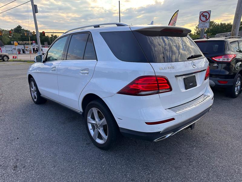 Photo 3 from auction – 2018 MERCEDES-BENZ GLE with VIN 4JGDA5HB6JB198327