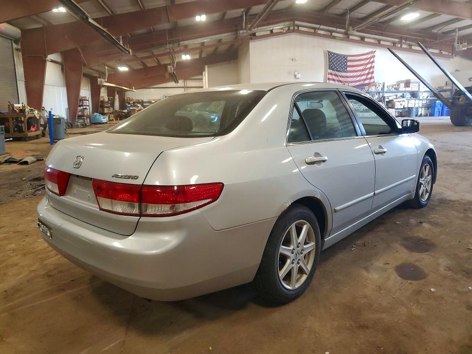 Photo 3 from auction – 2003 HONDA ACCORD with VIN 1HGCM66583A101522