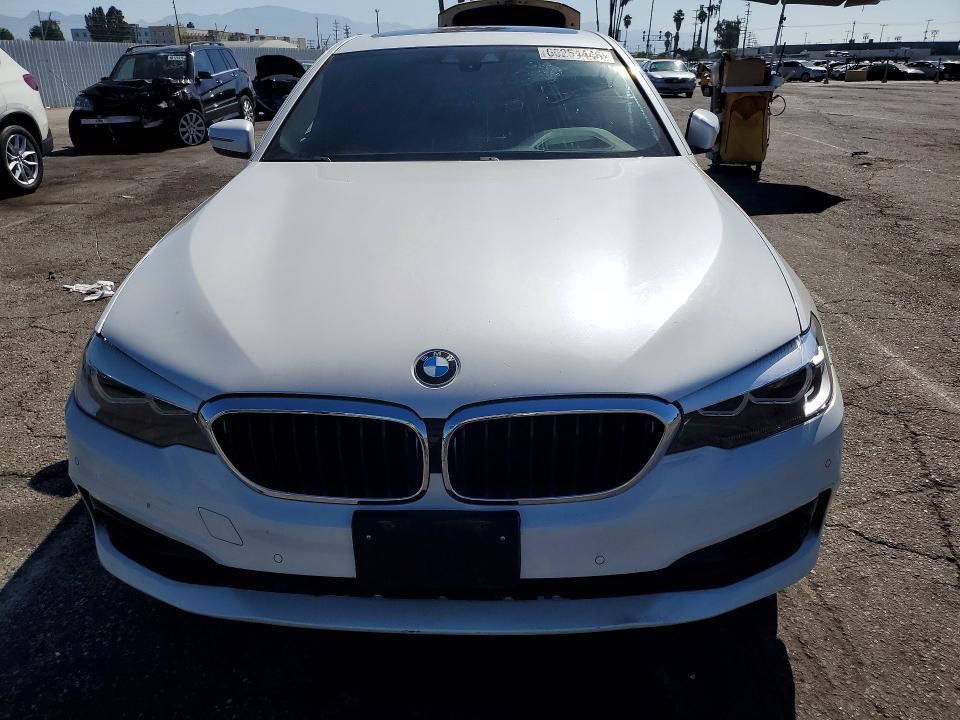 Снимка 5 от търг – 2018 BMW 530E с VIN WBAJA9C58JB249694