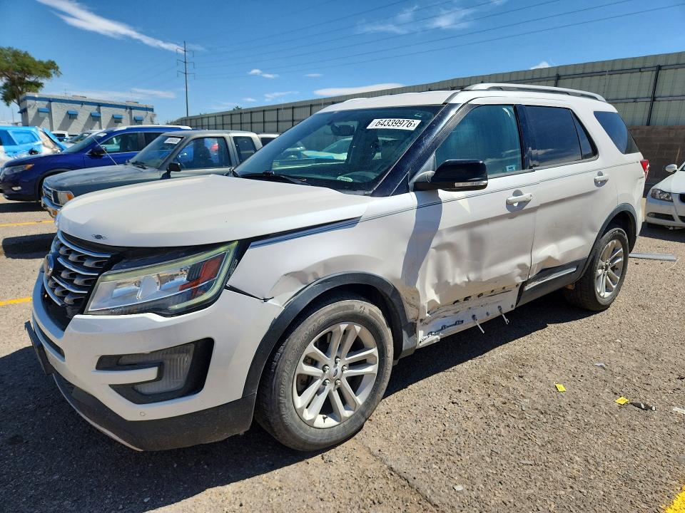FORD EXPLORER 2017 with VIN 1FM5K7D88HGC21286 - Photo from auction