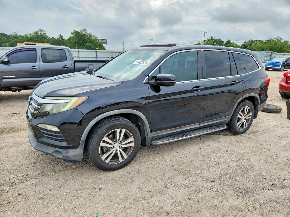 HONDA PILOT 2016 with VIN 5FNYF5H82GB022215 - Photo from auction