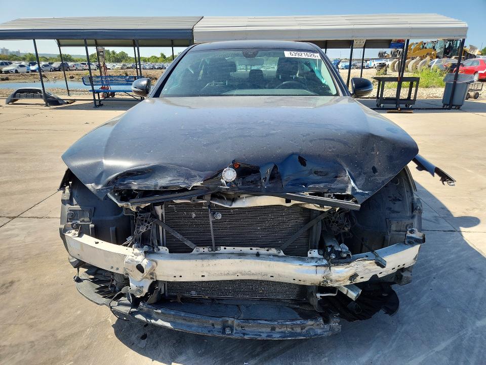 Photo 5 from auction – 2017 MERCEDES-BENZ E with VIN WDDZF4JB0HA066167