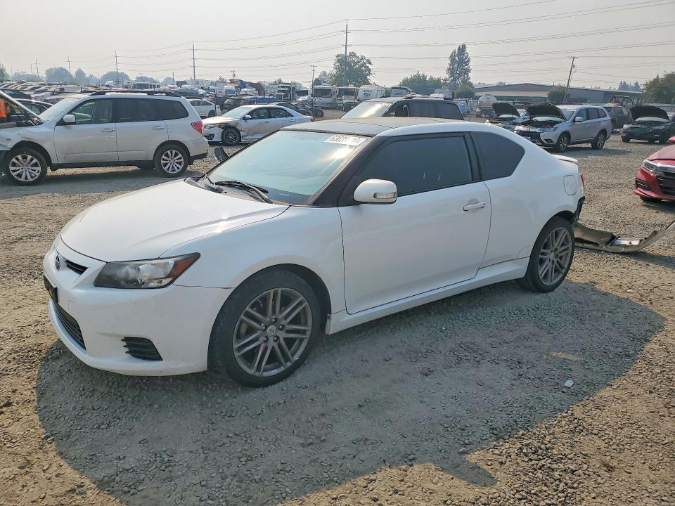 SCION TC 2013 with VIN JTKJF5C79D3056945 - Photo from auction