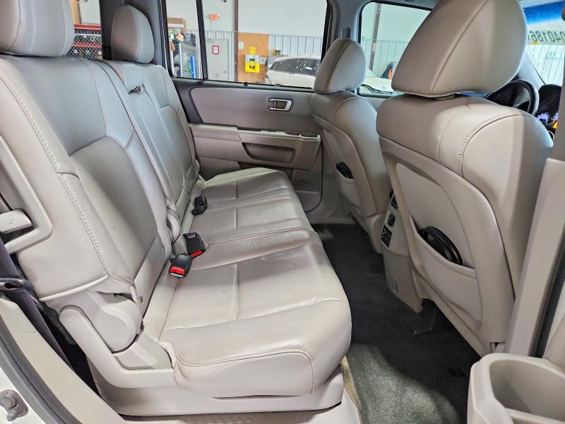 Photo 11 from auction – 2015 HONDA PILOT with VIN 5FNYF4H94FB044203