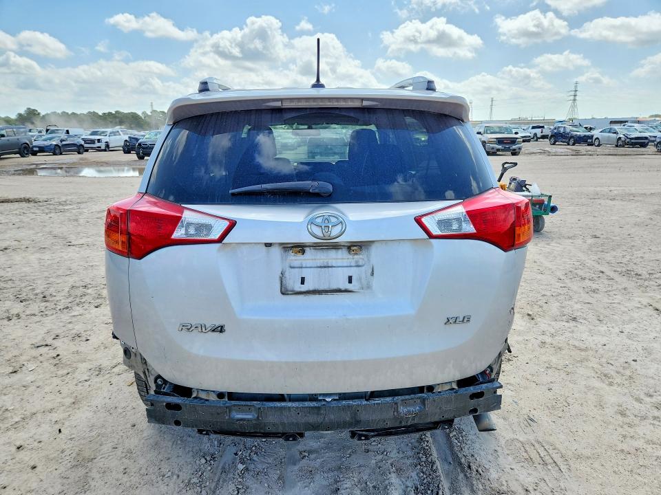 Фото 6 с аукциона – 2014 TOYOTA RAV4 с VIN 2T3WFREV3EW123487