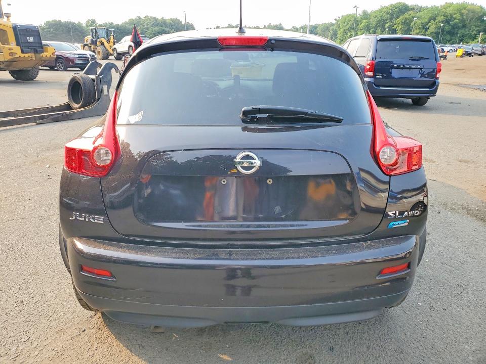 Photo 6 from auction – 2014 NISSAN JUKE with VIN JN8AF5MV2ET359835