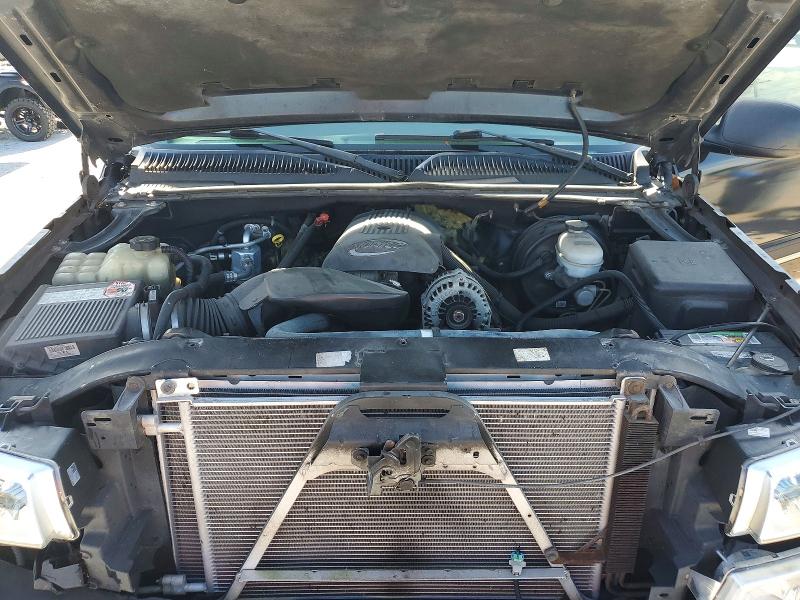 Photo 11 from auction – 2005 CHEVROLET SILVERADO with VIN 2GCEC19V751308604