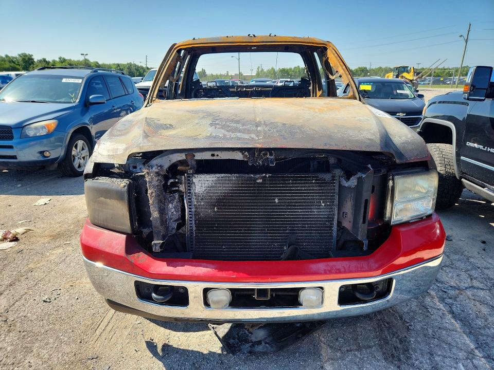 Photo 5 from auction – 2005 FORD F250 with VIN 1FTSX21595EC03490