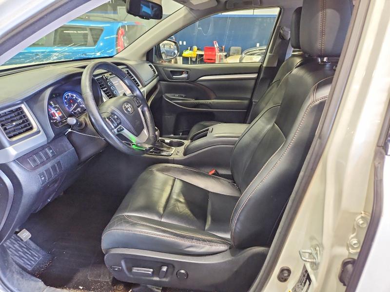 Photo 7 from auction – 2015 TOYOTA HIGHLANDER with VIN 5TDJKRFHXFS110964