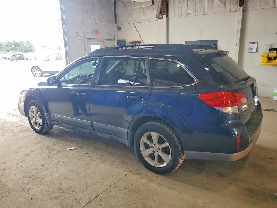 Photo 2 from auction – 2013 SUBARU OUTBACK with VIN 4S4BRBGC3D3293905
