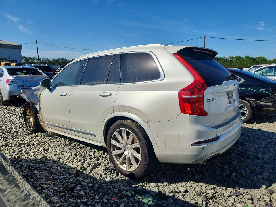 Photo 2 from auction – 2017 VOLVO XC90 with VIN YV4A22PL2H1175217