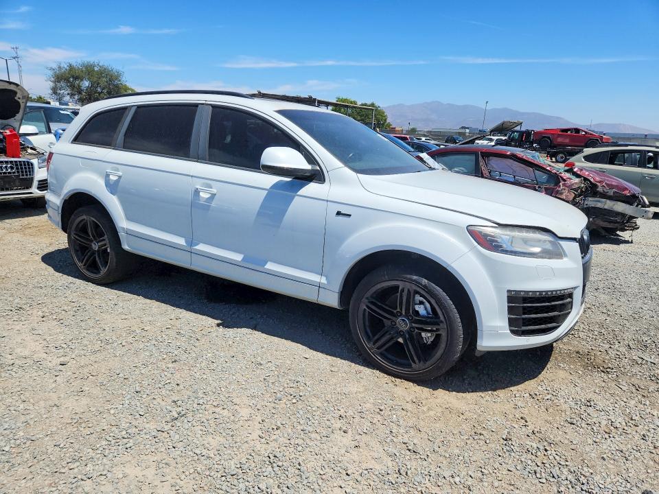 Foto 4 de la subasta – 2015 AUDI Q7 con VIN WA1DGAFE5FD001503