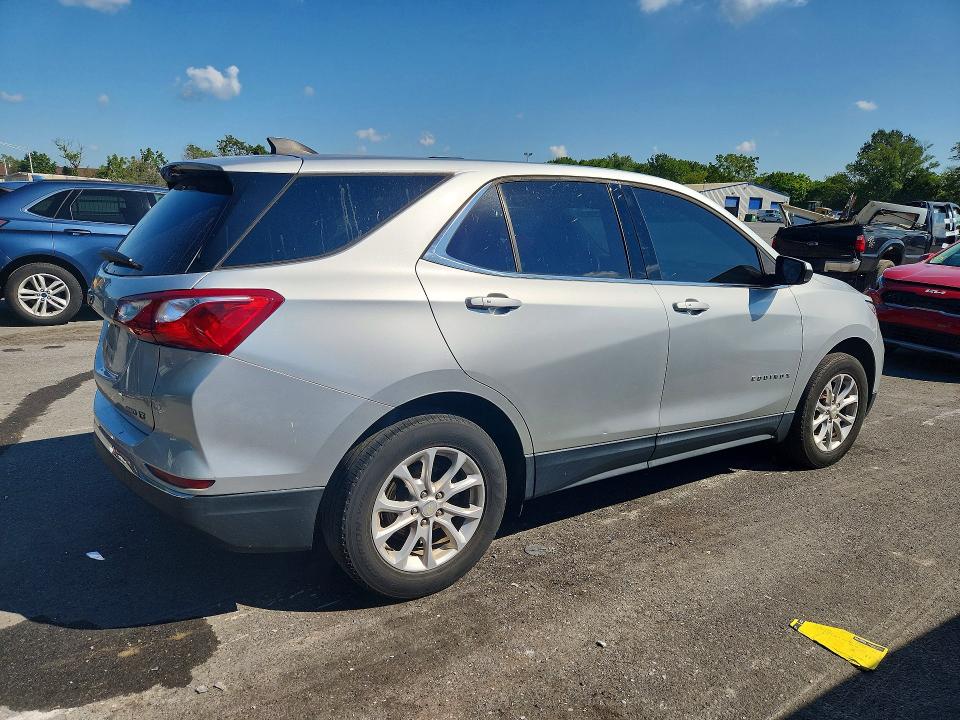 Photo 3 from auction – 2018 CHEVROLET EQUINOX with VIN 3GNAXSEV6JS546531