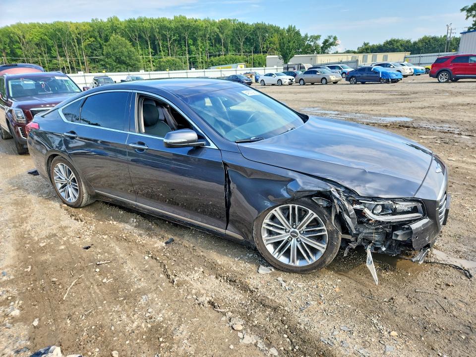 Photo 4 from auction – 2018 GENESIS G80 with VIN KMHGN4JE7JU233607