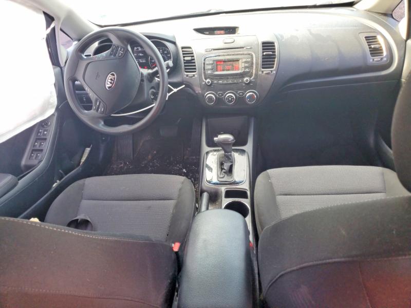 Photo 8 from auction – 2018 KIA FORTE with VIN 3KPFK4A79JE194642