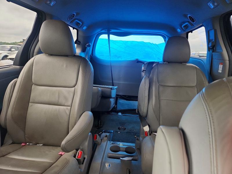 Photo 10 from auction – 2017 TOYOTA SIENNA with VIN 5TDYZ3DC3HS791339