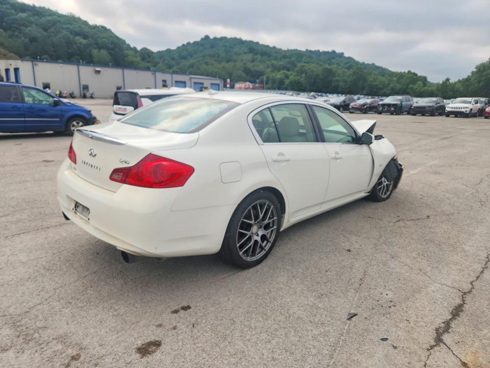 Photo 3 from auction – 2015 INFINITI Q40 with VIN JN1CV6AR0FM523702